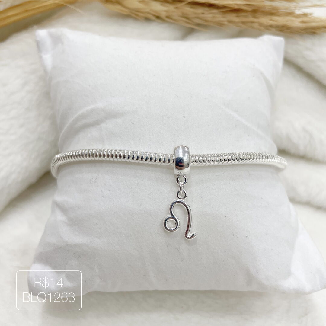 Berloque Signo Leão Liso Prateado